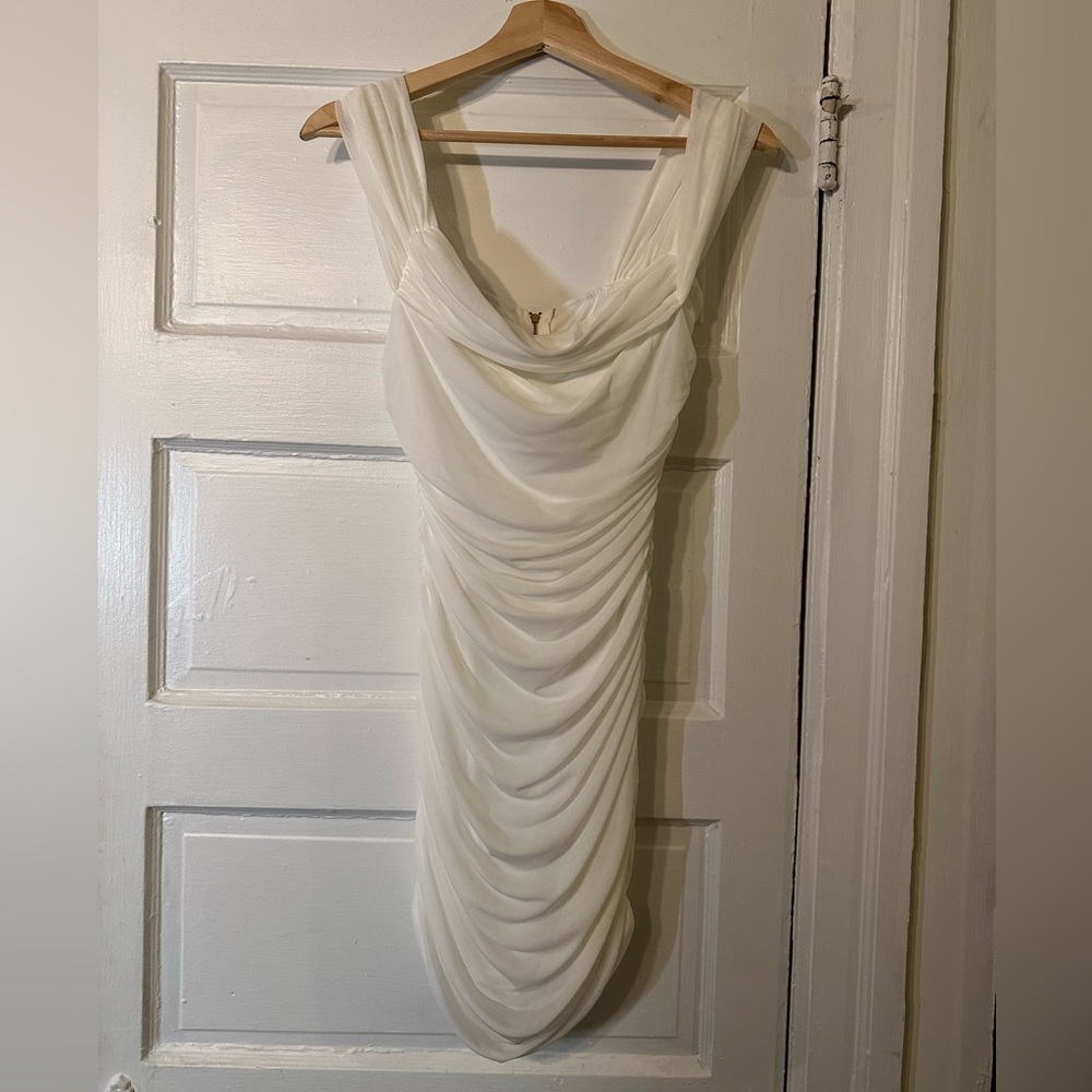 Ruched Off-the-Shoulder Bodycon White Dress (never worn) size M women